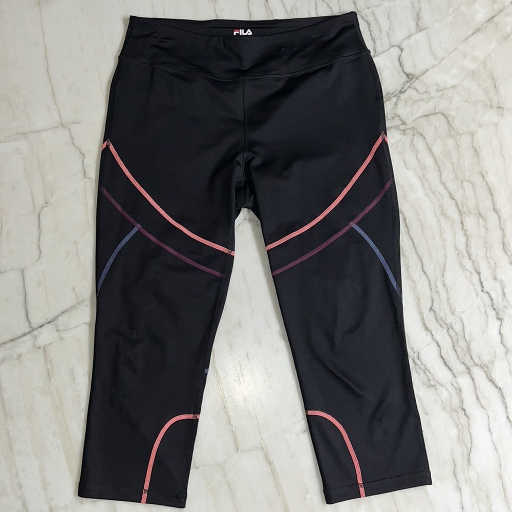 FILA sport cropped leggings woman’s size L